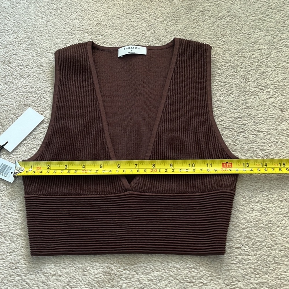 NWT Babaton Chocolate Brown Ribbed V-Neck Cropped Knit Tank Luxury Boho Chic - Picture 8 of 12